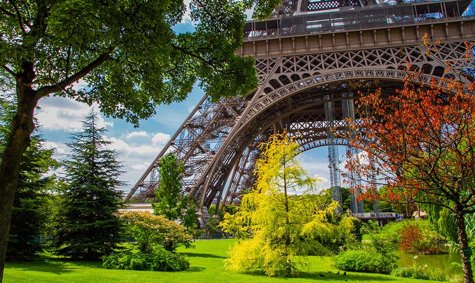 Discover France on a Budget: Unveiling Secrets to Finding Affordable Flights